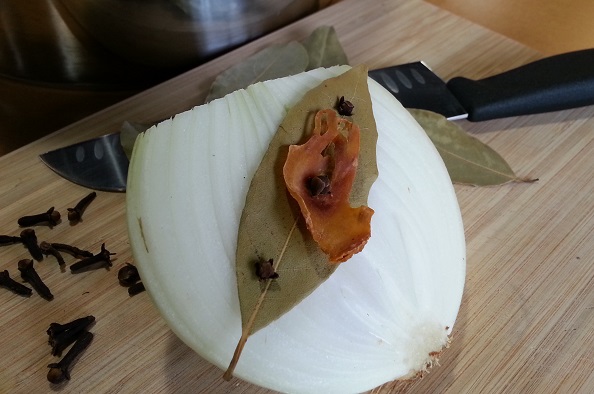 Onion cloute with one of our beautiful mace blades