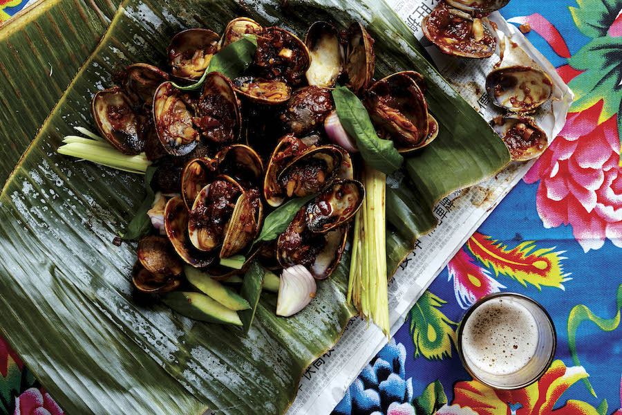 Portuguese Barbecued Clams