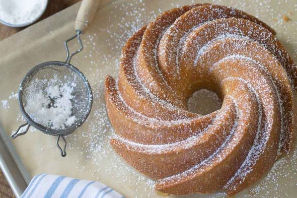 Lemon Coriander Cake